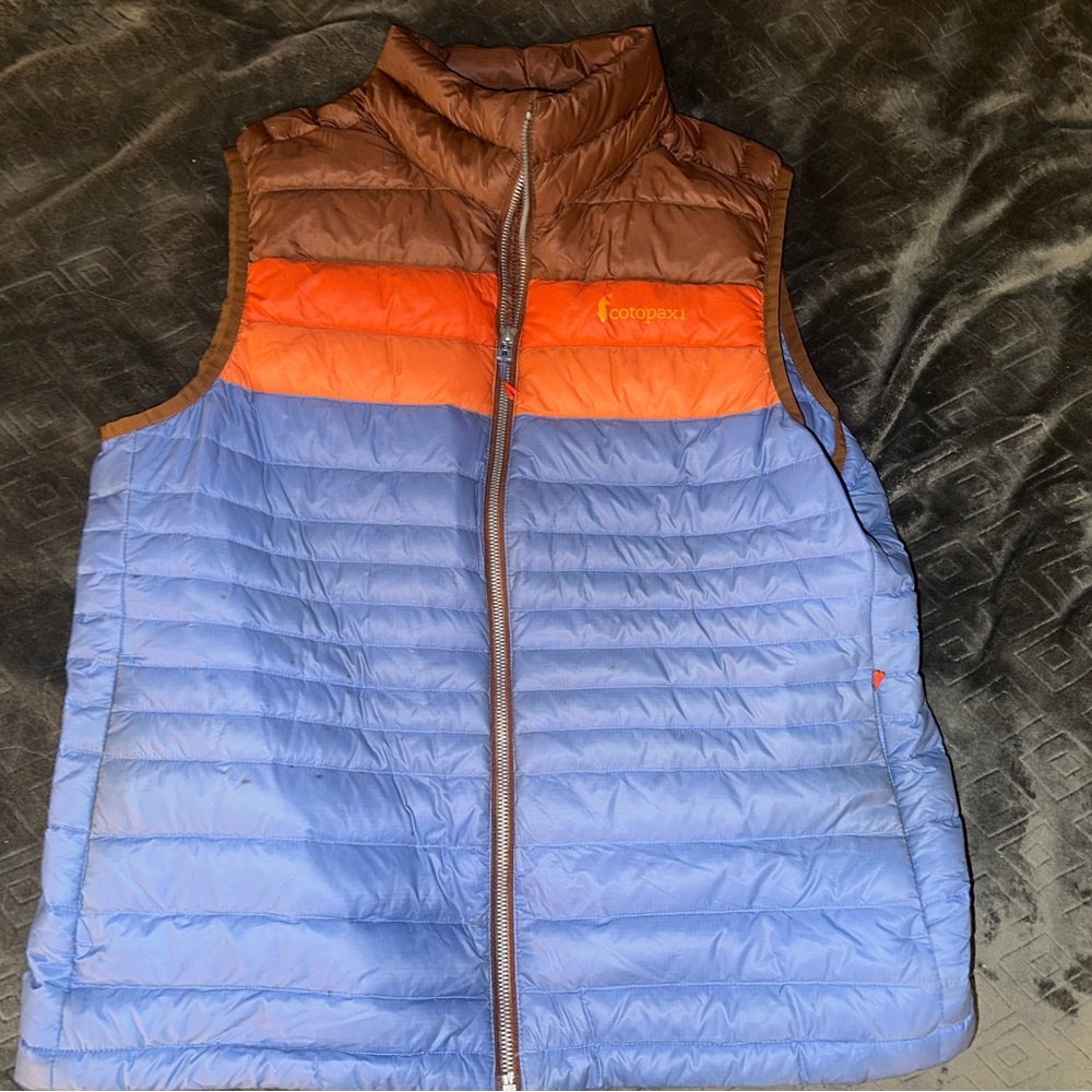 Women’s large Cotopaxi vest